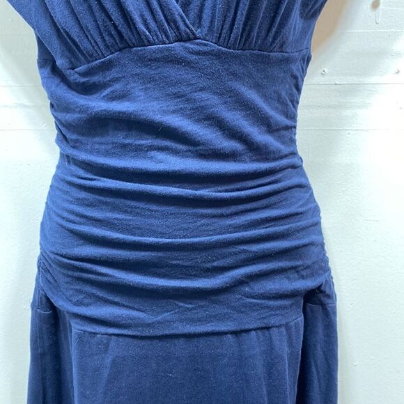 Velvet by Graham & Spencer V Neck Banded Waist Midi Dress Small - Picture 6 of 7